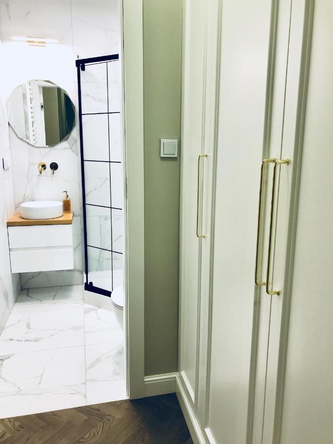 Gold Apartment Piotrkowska 37 Лодзь Екстер'єр фото